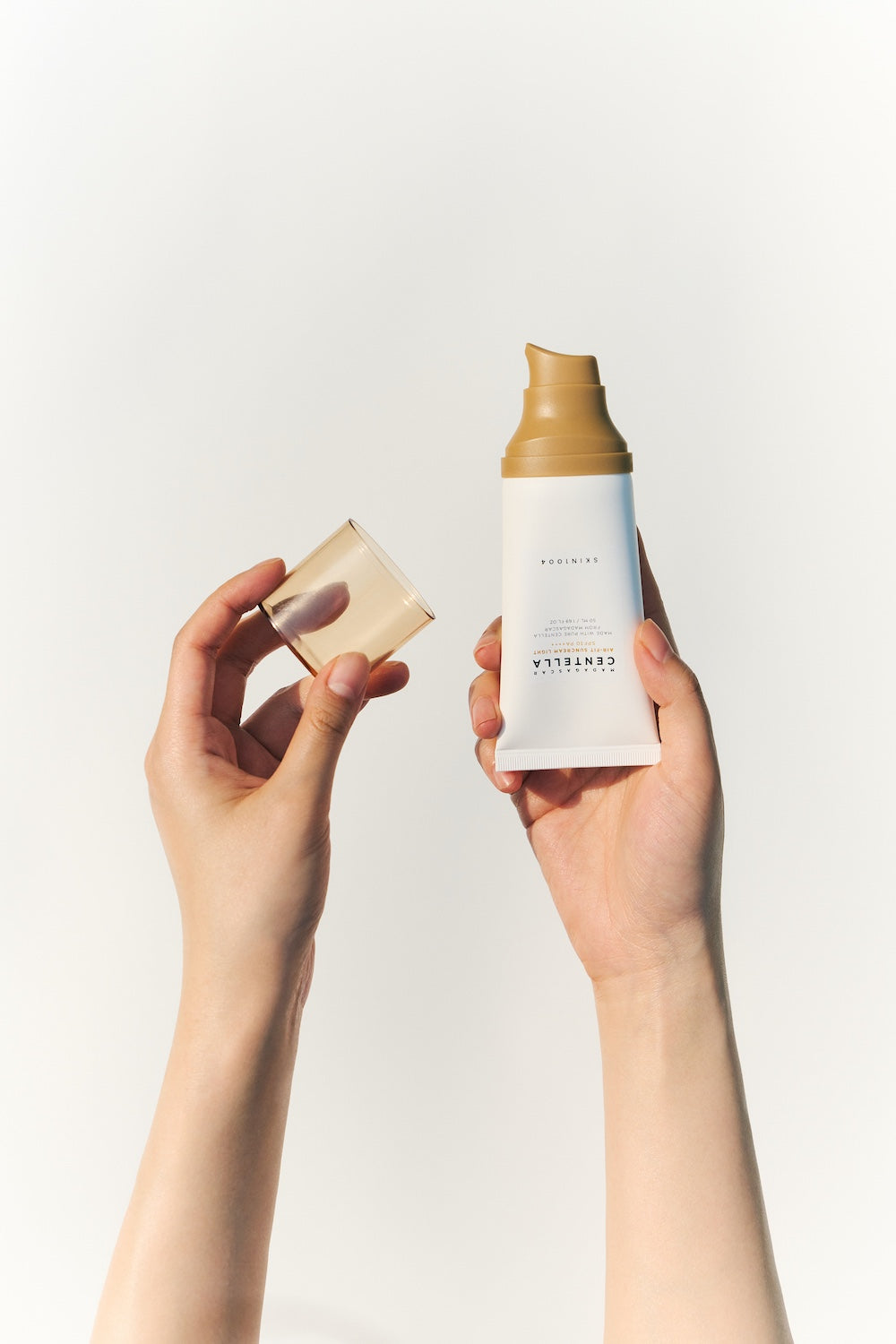 SKIN1004 Madagascar Centella Air-Fit Suncream Light SPF30 PA++++ — Protector solar mineral 50 ml