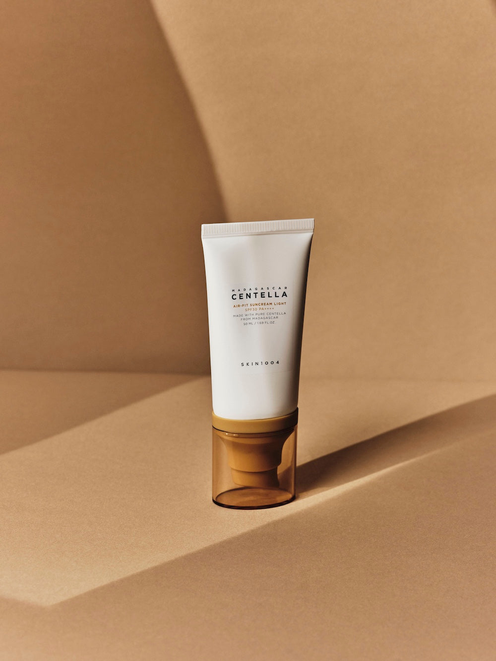SKIN1004 Madagascar Centella Air-Fit Suncream Light SPF30 PA++++ — Protector solar mineral 50 ml